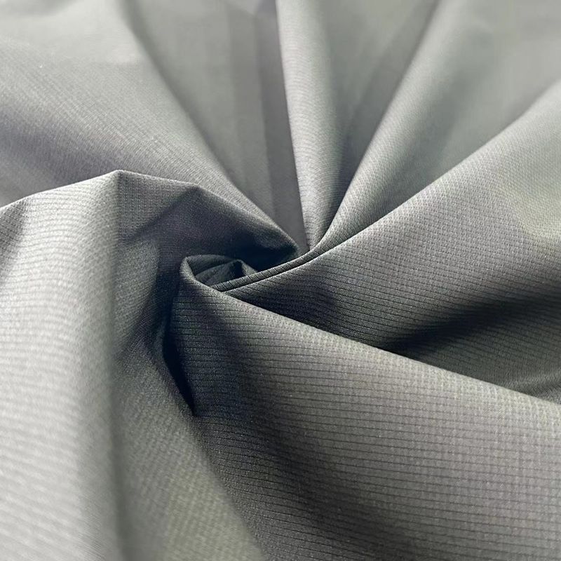 100% Polyester mit geringer Dehnung gestreifter Jacquard-Textur für Jacken und Hosen Sportbekleidung
