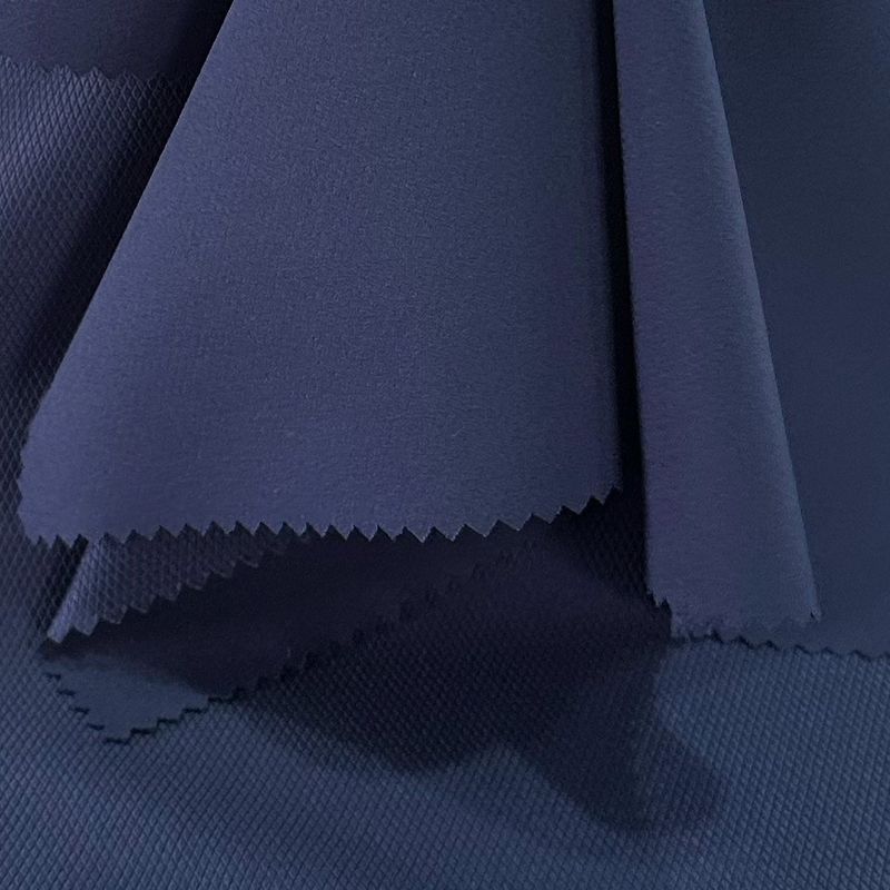 Diamantgitter Vierwege-Stretchgewebe 50D+20D*50D+20D/100D 140GSM 94% Polyester 6% Spandex