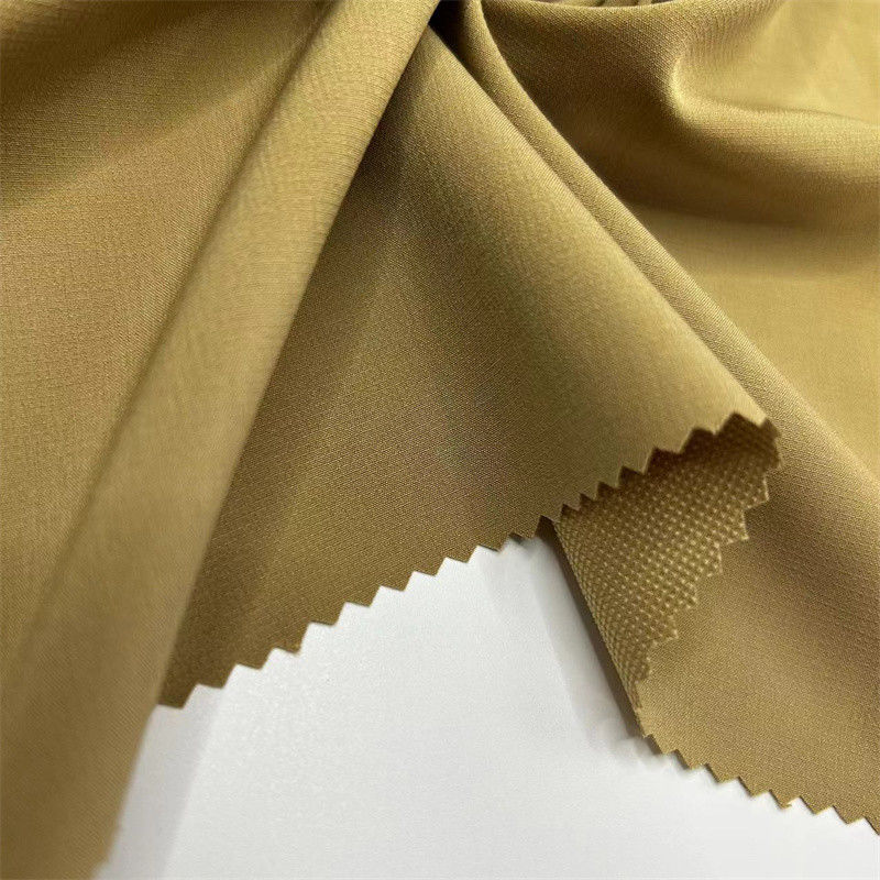 Polyester Pearl Dot Nachhaltiges recyceltes Gewebe 136GSM Für T-Shirts Sportjacken