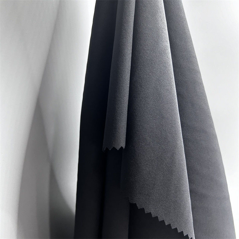 40D Halbglänzendes Nylon 4 Seiten elastisch 2/2 Variable Diagonal 40D+20D*40D+20D Weich elastisch Handgefühl