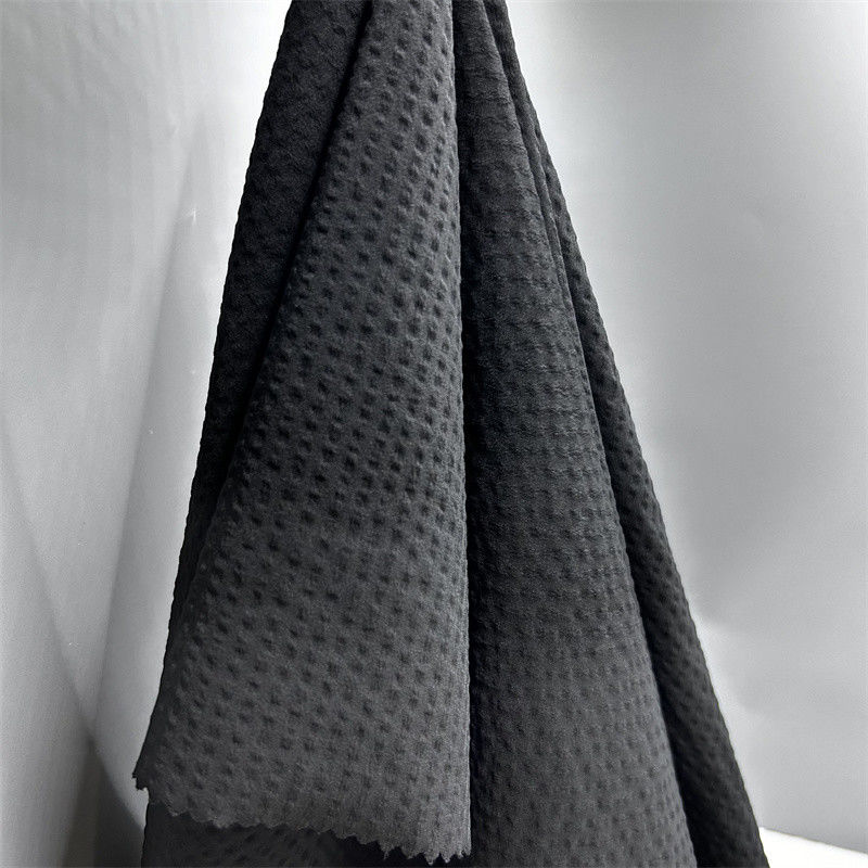 70D Nylon Vierseitige elastische Blase Vertikalstreifen Spandex Stoff 70D+70D+40D*70D+40D Oberfläche hat eine bubbelartige, holprige Textur
