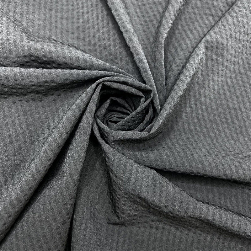 70D Nylon Vierseitige elastische Blase Vertikalstreifen Spandex Stoff 70D+70D+40D*70D+40D Oberfläche hat eine bubbelartige, holprige Textur