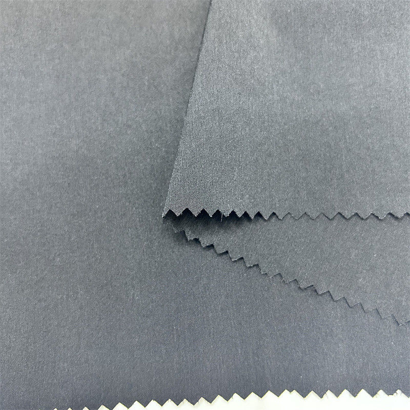 70D Halbglänzendes Nylon Gewebe Verknotetes einfaches Gewebe Vierseitig elastisch 70D+40D*70D+40D Weichelastisch